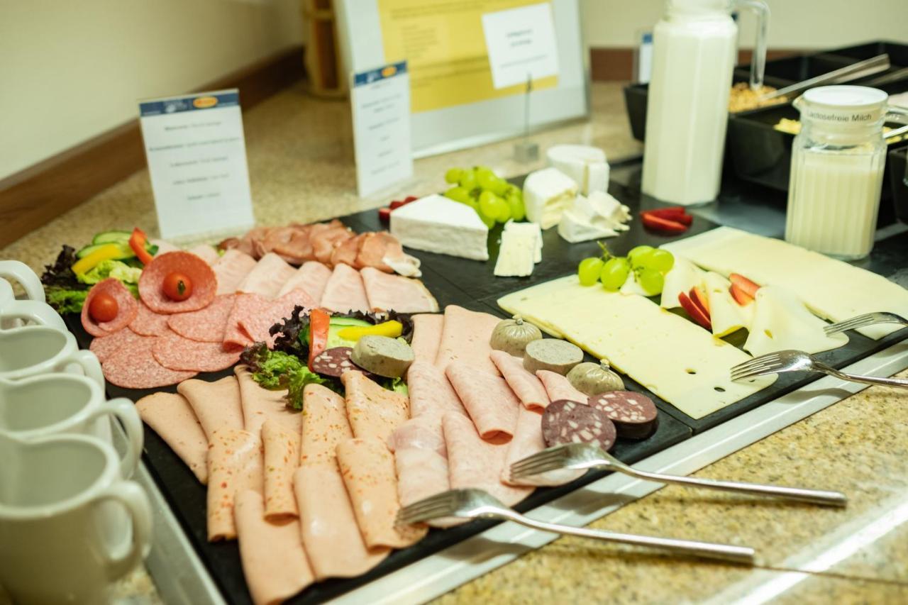 Hotel Baer Sinsheim Zewnętrze zdjęcie