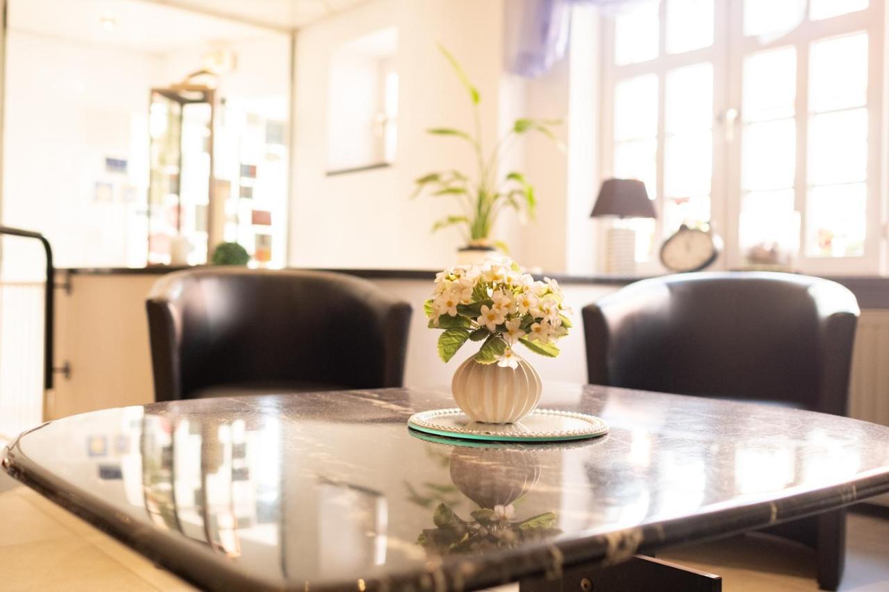 Hotel Baer Sinsheim Zewnętrze zdjęcie