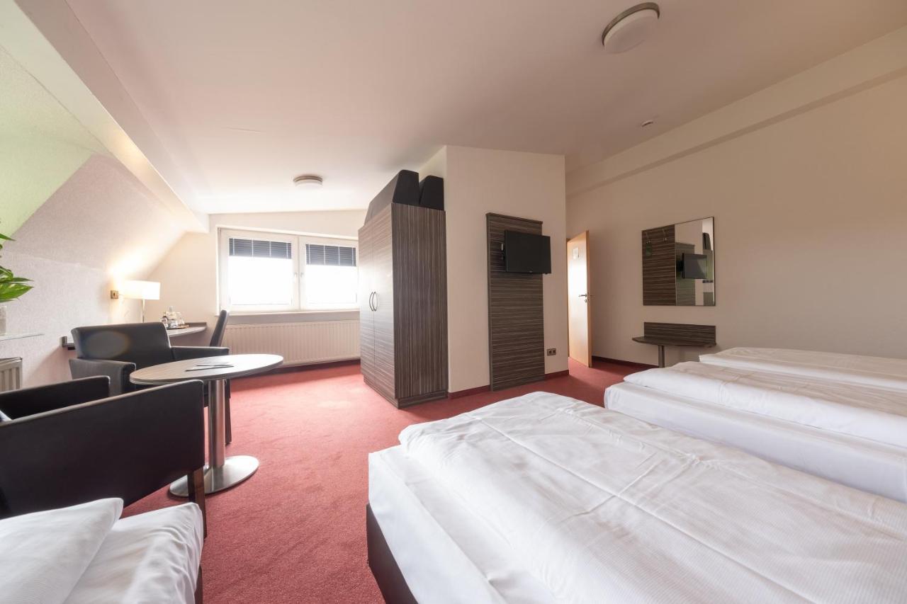 Hotel Baer Sinsheim Zewnętrze zdjęcie
